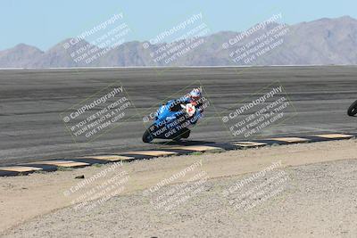 media/Oct-13-2025-Moto Forza (Mon) [[a66d839500]]/3-B Group/Session 2 (Bowl)/